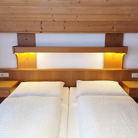 Valdafur Apartment *